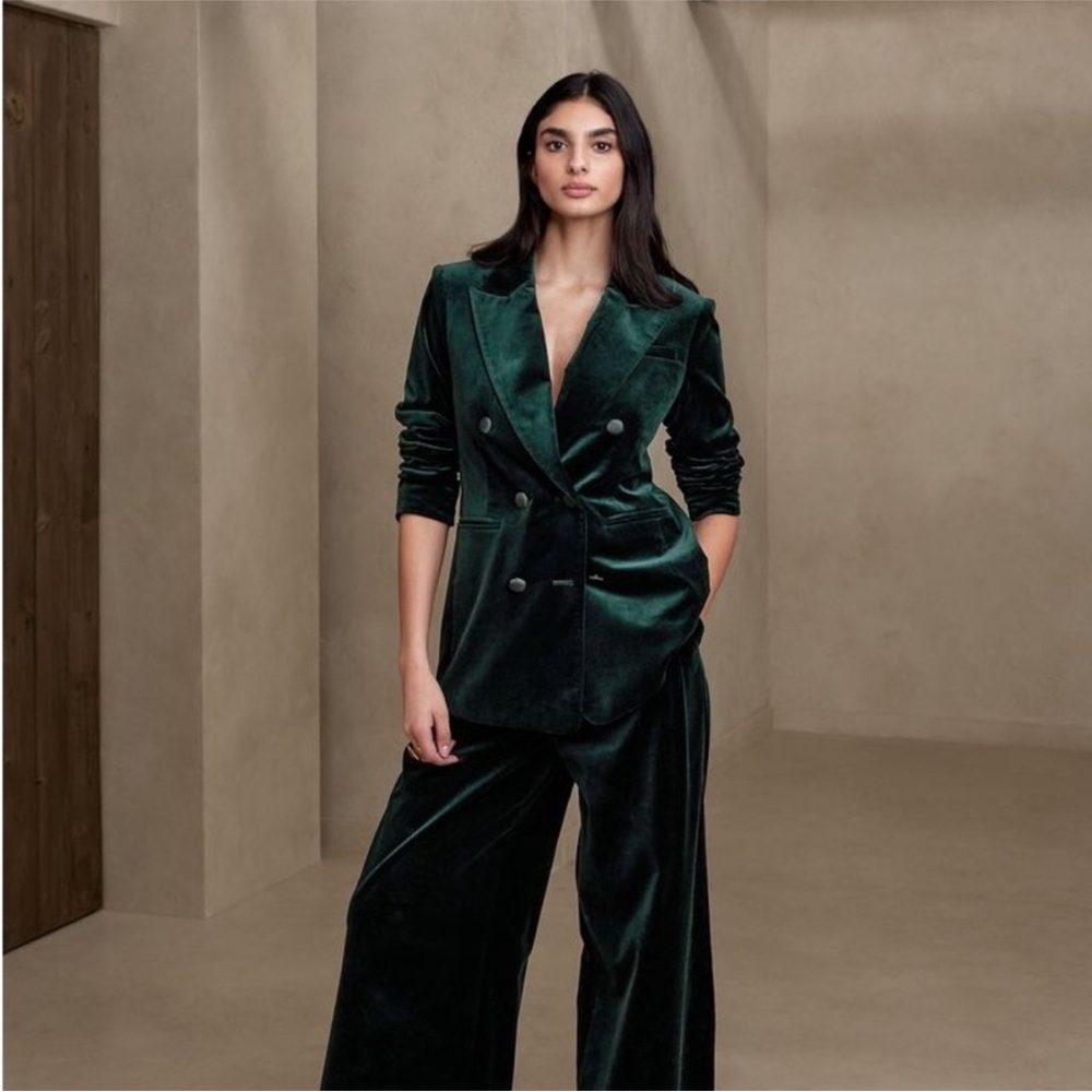 Banana Republic Velvet Double-Breasted Blazer and Wide-Leg Pants - Dark Green
